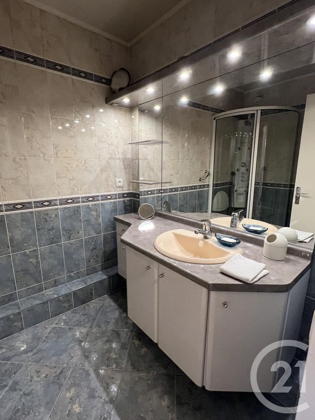 Appartement T7 à vendre - 7 pièces - 139.94 m2 - MONTPELLIER - 34 - LANGUEDOC-ROUSSILLON - Century 21 L'Agence Du Centre