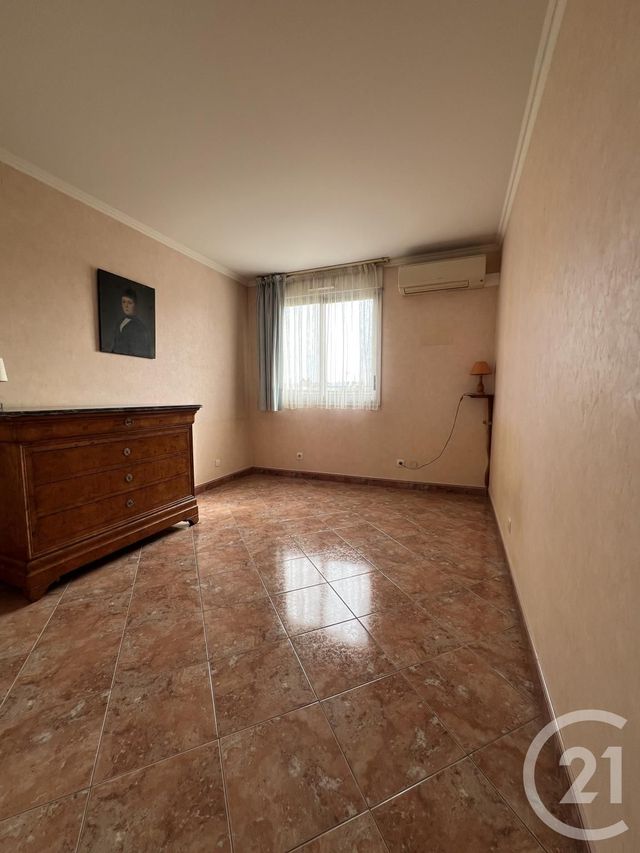 Appartement T7 à vendre - 7 pièces - 139.94 m2 - MONTPELLIER - 34 - LANGUEDOC-ROUSSILLON - Century 21 L'Agence Du Centre