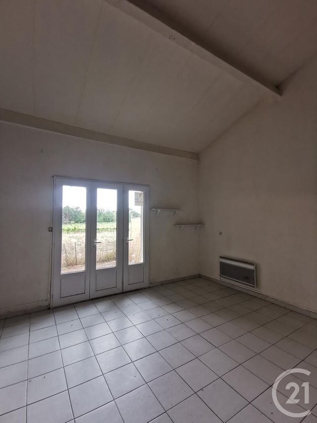 Appartement F2 à louer - 2 pièces - 47.04 m2 - ST BRES - 34 - LANGUEDOC-ROUSSILLON - Century 21 L'Agence Du Centre