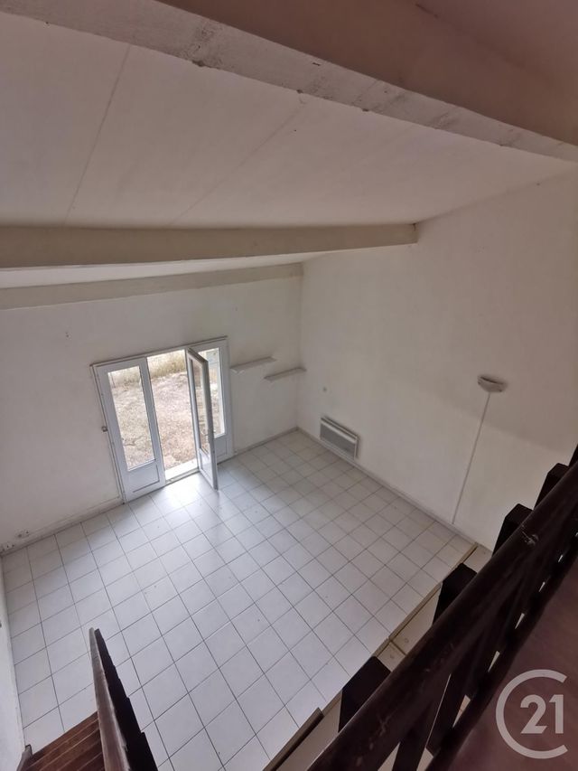 Appartement F2 à louer ST BRES