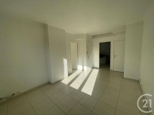 appartement à louer - 4 pièces - 68.8 m2 - MONTPELLIER - 34 - LANGUEDOC-ROUSSILLON - Century 21 L'Agence Du Centre