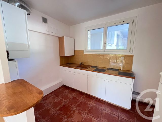 Appartement T2 à vendre - 2 pièces - 42.5 m2 - MONTPELLIER - 34 - LANGUEDOC-ROUSSILLON - Century 21 L'Agence Du Centre
