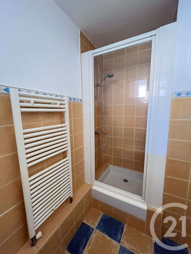 Appartement T2 à vendre - 2 pièces - 42.5 m2 - MONTPELLIER - 34 - LANGUEDOC-ROUSSILLON - Century 21 L'Agence Du Centre