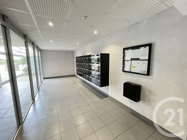 Appartement F3 à vendre - 3 pièces - 75.5 m2 - MONTPELLIER - 34 - LANGUEDOC-ROUSSILLON - Century 21 L'Agence Du Centre