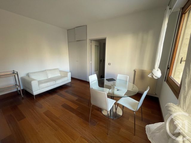 Appartement F1 à louer - 1 pièce - 33.77 m2 - MONTPELLIER - 34 - LANGUEDOC-ROUSSILLON - Century 21 L'Agence Du Centre