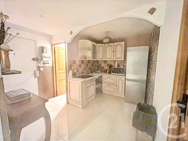 Appartement F3 à vendre - 3 pièces - 62.29 m2 - MONTPELLIER - 34 - LANGUEDOC-ROUSSILLON - Century 21 L'Agence Du Centre