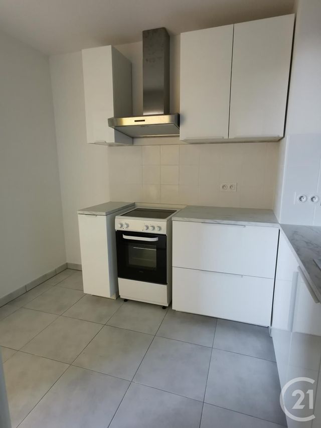 Appartement F4 à louer - 4 pièces - 85.4 m2 - MONTPELLIER - 34 - LANGUEDOC-ROUSSILLON - Century 21 L'Agence Du Centre