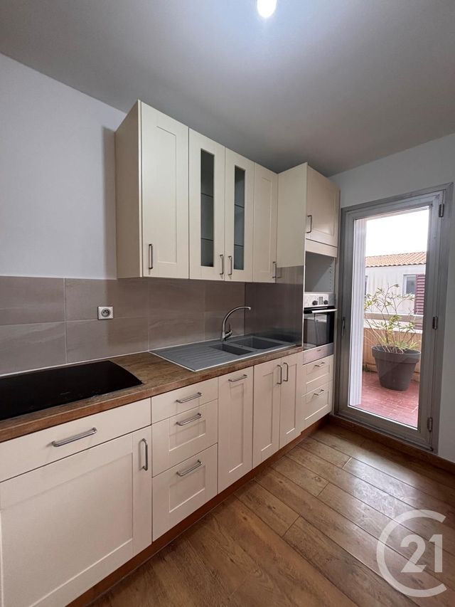 Appartement T2 à louer - 2 pièces - 37.79 m2 - MONTPELLIER - 34 - LANGUEDOC-ROUSSILLON - Century 21 L'Agence Du Centre