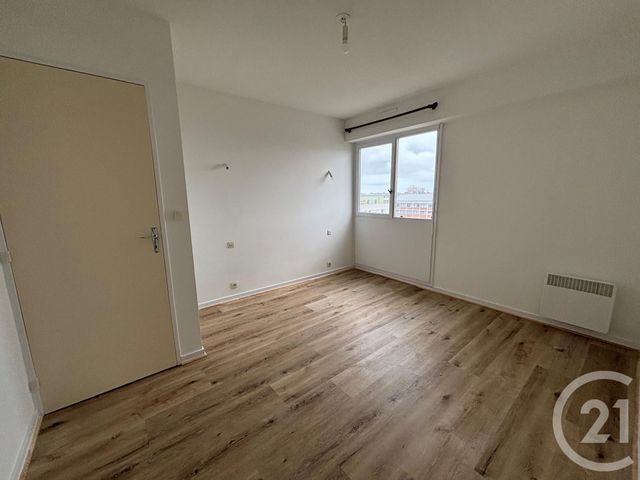 Appartement F4 à louer - 4 pièces - 81.73 m2 - MONTPELLIER - 34 - LANGUEDOC-ROUSSILLON - Century 21 L'Agence Du Centre
