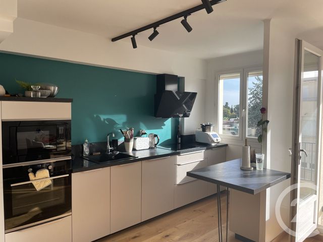 Appartement F3 à louer - 3 pièces - 61.74 m2 - MONTPELLIER - 34 - LANGUEDOC-ROUSSILLON - Century 21 L'Agence Du Centre