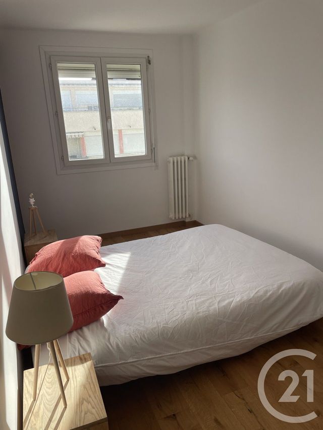 Appartement F3 à louer - 3 pièces - 61.74 m2 - MONTPELLIER - 34 - LANGUEDOC-ROUSSILLON - Century 21 L'Agence Du Centre