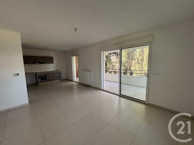 Appartement F3 à louer - 3 pièces - 65.72 m2 - MONTPELLIER - 34 - LANGUEDOC-ROUSSILLON - Century 21 L'Agence Du Centre