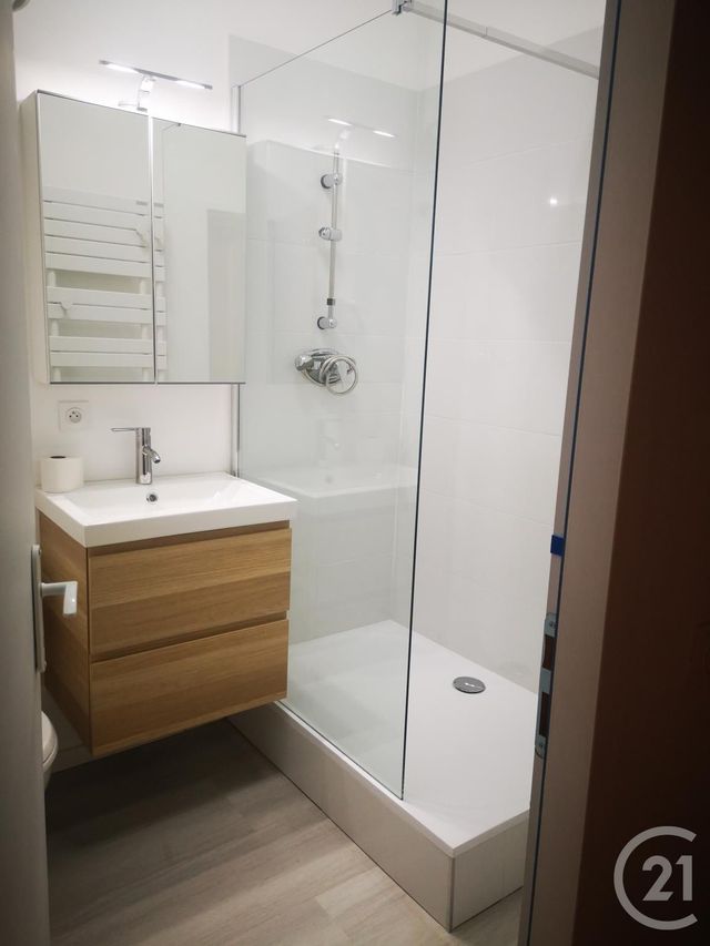 Appartement Studio à louer - 1 pièce - 27.5 m2 - MONTPELLIER - 34 - LANGUEDOC-ROUSSILLON - Century 21 L'Agence Du Centre