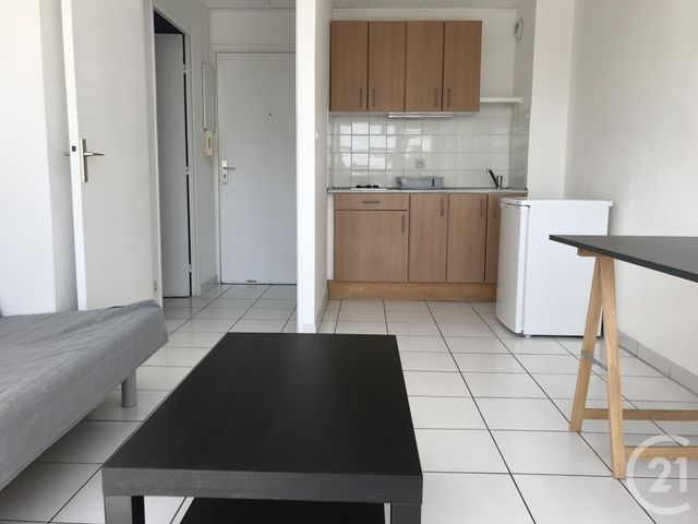 Appartement F2 à louer - 2 pièces - 32.84 m2 - MONTPELLIER - 34 - LANGUEDOC-ROUSSILLON - Century 21 L'Agence Du Centre