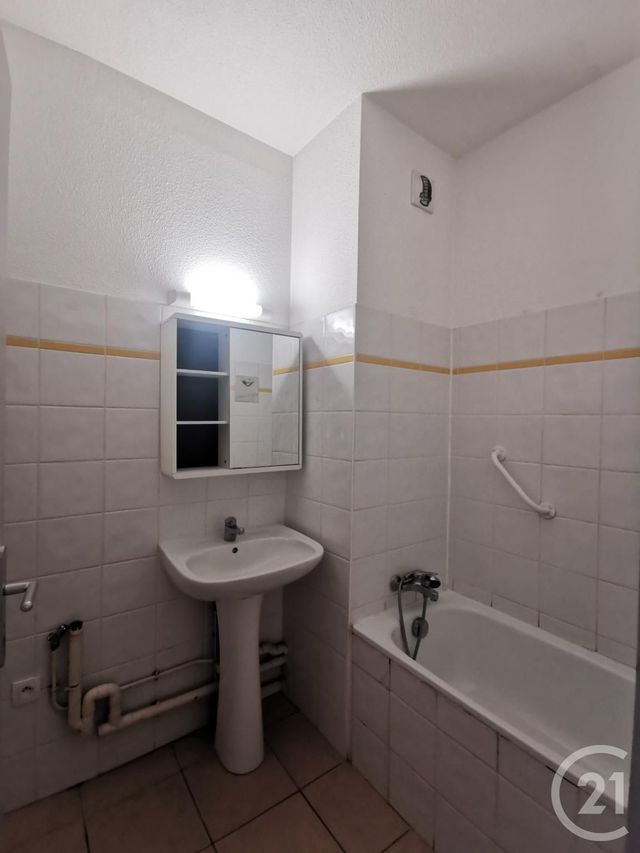 Appartement F2 à louer - 2 pièces - 38.35 m2 - VILLENEUVE LES MAGUELONE - 34 - LANGUEDOC-ROUSSILLON - Century 21 L'Agence Du Centre