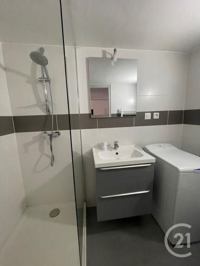 Appartement T2 à louer - 2 pièces - 42.41 m2 - MONTPELLIER - 34 - LANGUEDOC-ROUSSILLON - Century 21 L'Agence Du Centre