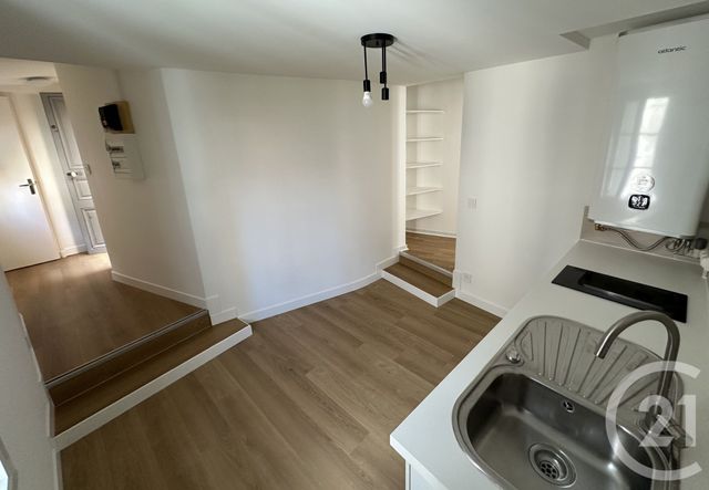 Appartement F1 à louer - 1 pièce - 26.18 m2 - MONTPELLIER - 34 - LANGUEDOC-ROUSSILLON - Century 21 L'Agence Du Centre