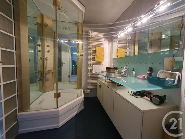 Appartement F2 à vendre - 3 pièces - 73.49 m2 - MONTPELLIER - 34 - LANGUEDOC-ROUSSILLON - Century 21 L'Agence Du Centre