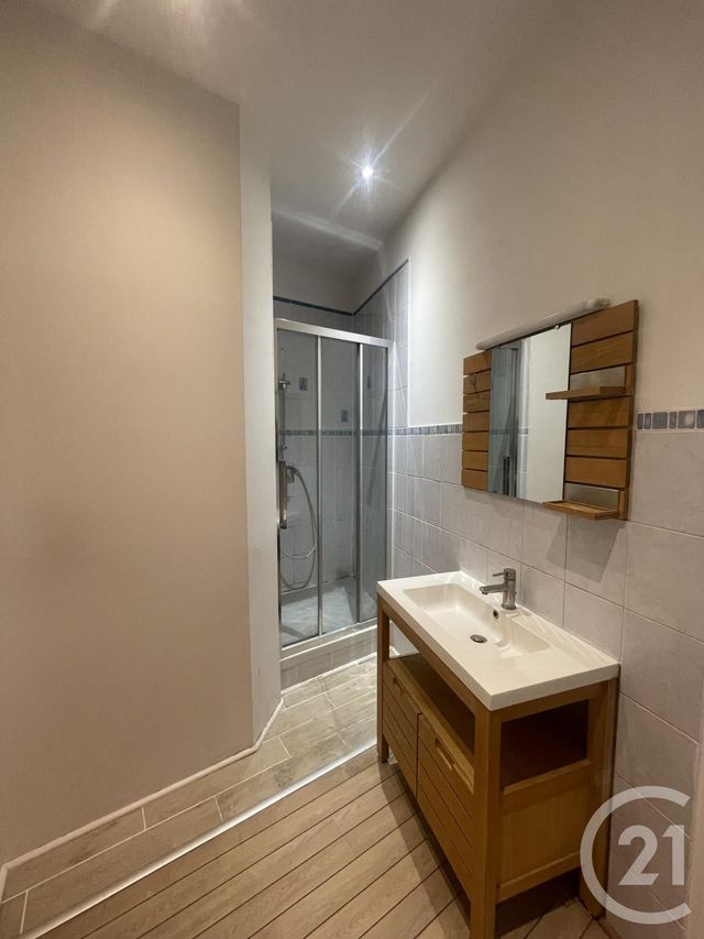 Appartement T2 à louer - 2 pièces - 49.13 m2 - MONTPELLIER - 34 - LANGUEDOC-ROUSSILLON - Century 21 L'Agence Du Centre