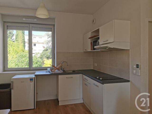 Appartement T2 à louer - 2 pièces - 38.99 m2 - MONTPELLIER - 34 - LANGUEDOC-ROUSSILLON - Century 21 L'Agence Du Centre