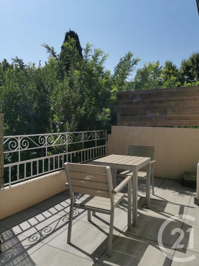 Appartement T2 à louer - 2 pièces - 38.99 m2 - MONTPELLIER - 34 - LANGUEDOC-ROUSSILLON - Century 21 L'Agence Du Centre