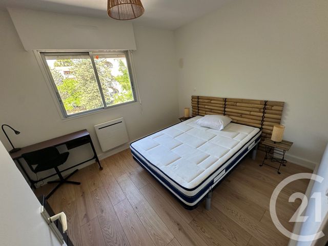 Appartement T2 à louer - 2 pièces - 40.32 m2 - MONTPELLIER - 34 - LANGUEDOC-ROUSSILLON - Century 21 L'Agence Du Centre