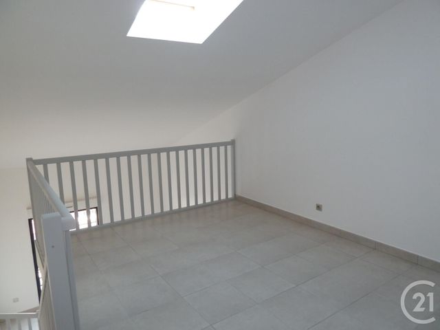Appartement F2 à louer - 2 pièces - 40.3 m2 - MONTPELLIER - 34 - LANGUEDOC-ROUSSILLON - Century 21 L'Agence Du Centre