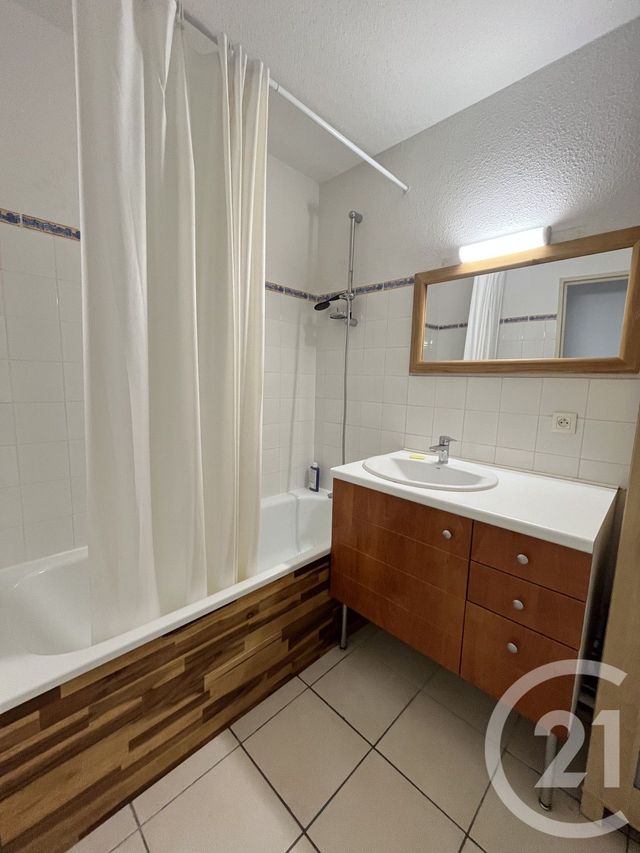 Appartement T3 à vendre - 3 pièces - 74.82 m2 - MONTPELLIER - 34 - LANGUEDOC-ROUSSILLON - Century 21 L'Agence Du Centre