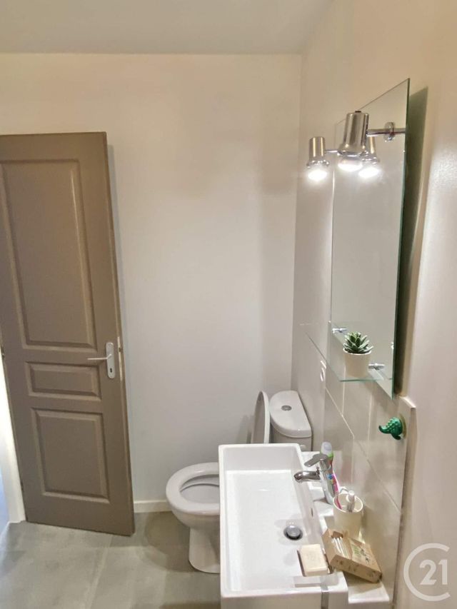 Appartement Studio à louer - 1 pièce - 27.72 m2 - MONTPELLIER - 34 - LANGUEDOC-ROUSSILLON - Century 21 L'Agence Du Centre
