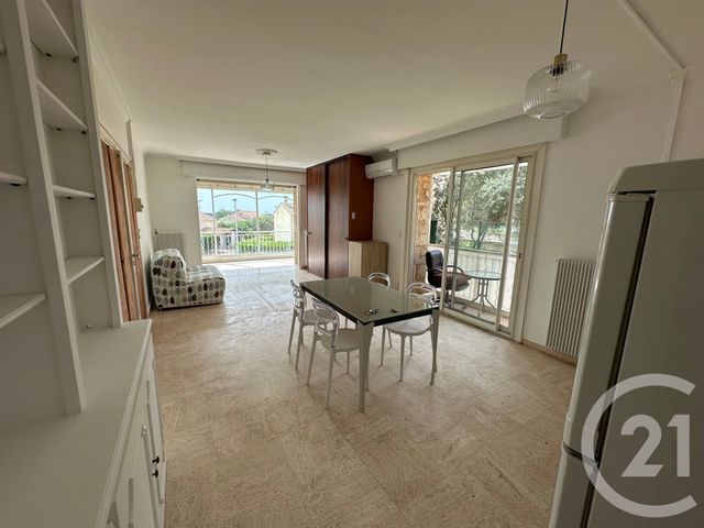 Appartement Studio à louer - 1 pièce - 45.0 m2 - MONTPELLIER - 34 - LANGUEDOC-ROUSSILLON - Century 21 L'Agence Du Centre
