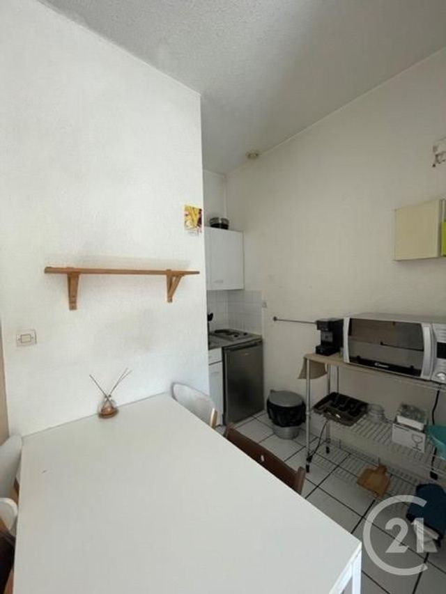 Appartement à louer - 2 pièces - 23.26 m2 - MONTPELLIER - 34 - LANGUEDOC-ROUSSILLON - Century 21 L'Agence Du Centre