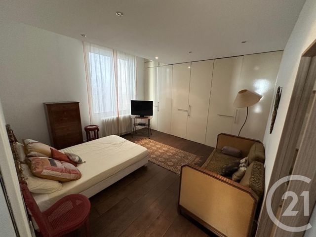 Appartement F4 à louer - 4 pièces - 123.77 m2 - MONTPELLIER - 34 - LANGUEDOC-ROUSSILLON - Century 21 L'Agence Du Centre