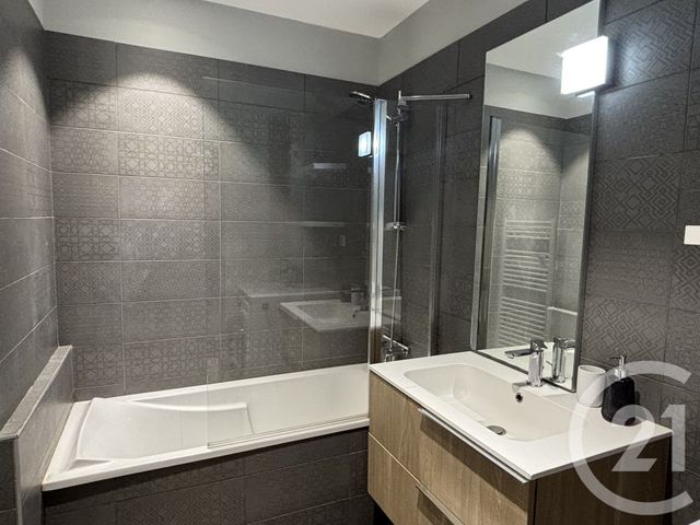 Appartement T3 à louer - 3 pièces - 64.66 m2 - MONTPELLIER - 34 - LANGUEDOC-ROUSSILLON - Century 21 L'Agence Du Centre