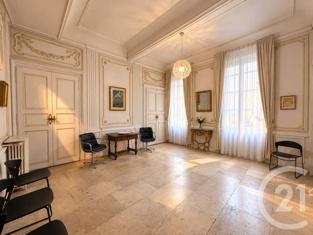 Appartement T6 à louer - 6 pièces - 221.0 m2 - MONTPELLIER - 34 - LANGUEDOC-ROUSSILLON - Century 21 L'Agence Du Centre