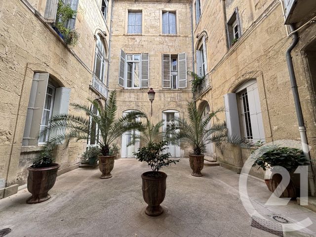 Appartement T6 à louer - 6 pièces - 221.0 m2 - MONTPELLIER - 34 - LANGUEDOC-ROUSSILLON - Century 21 L'Agence Du Centre