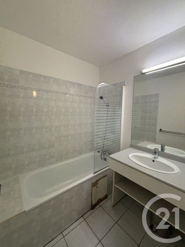 Appartement T2 à louer - 2 pièces - 37.76 m2 - MONTPELLIER - 34 - LANGUEDOC-ROUSSILLON - Century 21 L'Agence Du Centre