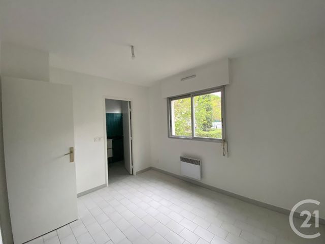 Appartement F2 à louer - 2 pièces - 39.55 m2 - MONTPELLIER - 34 - LANGUEDOC-ROUSSILLON - Century 21 L'Agence Du Centre