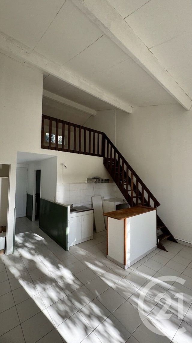 maison à louer - 2 pièces - 46.84 m2 - ST BRES - 34 - LANGUEDOC-ROUSSILLON - Century 21 L'Agence Du Centre